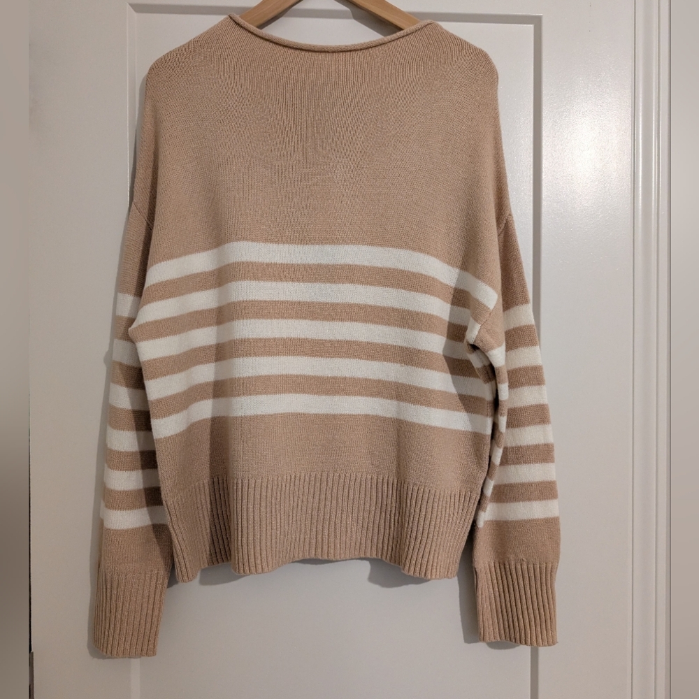 Truth By Republic Striped Beige Off White Sweater M Imperfections (See Pics)